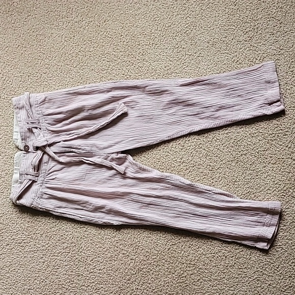 Free People orange and white stripe pant. Cute button detail and belt. - Picture 4 of 9